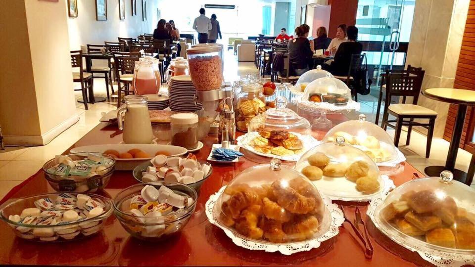 Plaza Hotel 拉里奥哈 外观 照片